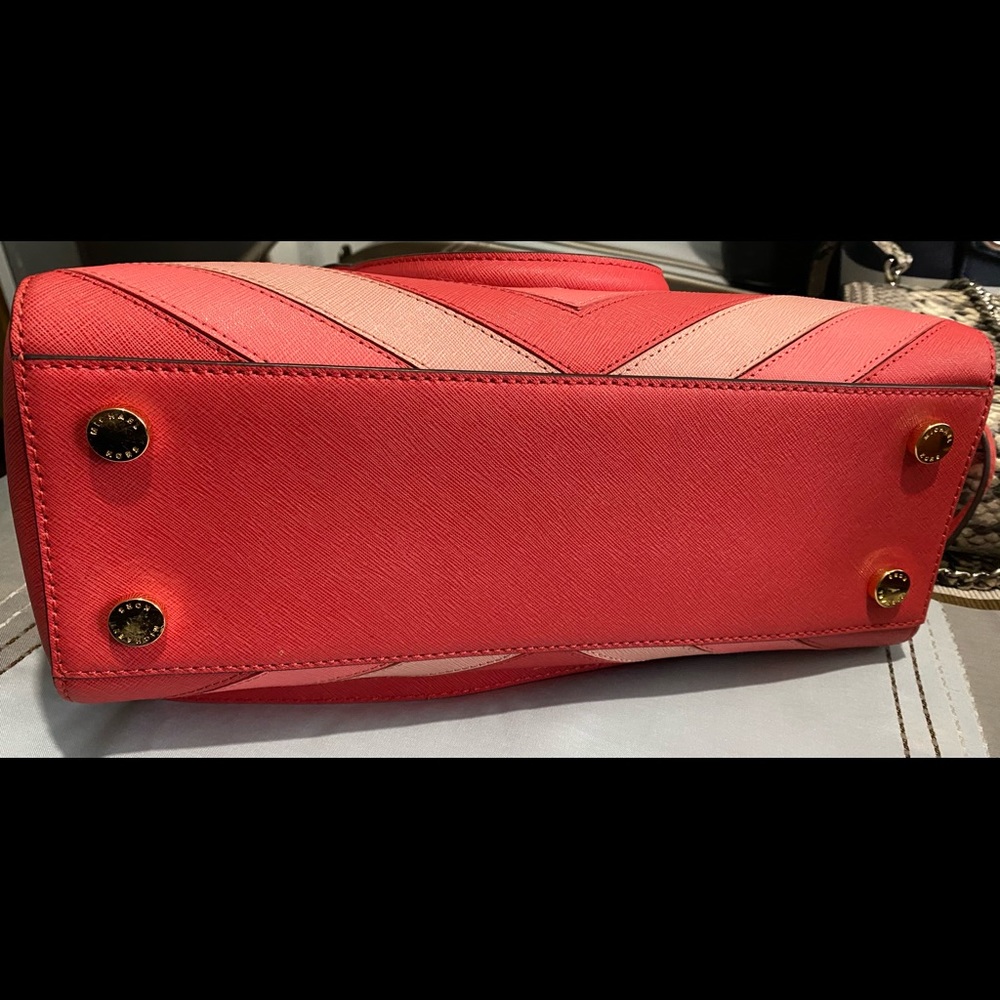 Michael Kors Purse - Picture 5 of 8